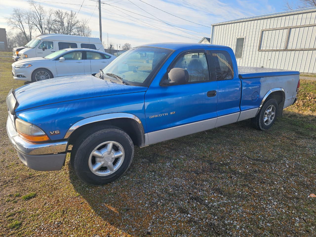 Dodge Dakota Club Cab 131" WB Sport 1998