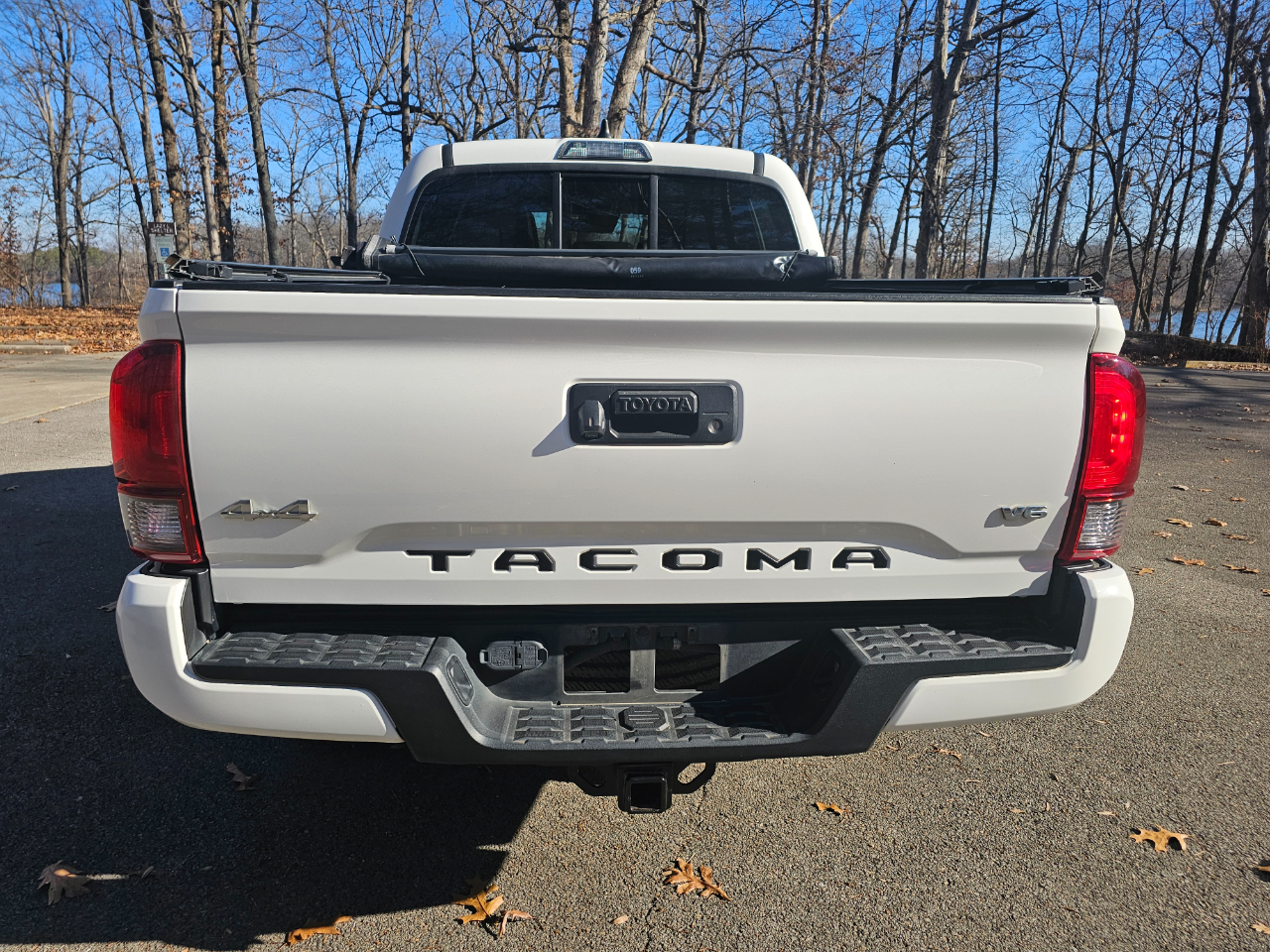 Toyota Tacoma 4WD TRD Off Road Double Cab 5' Bed V6 MT (Natl) 2020