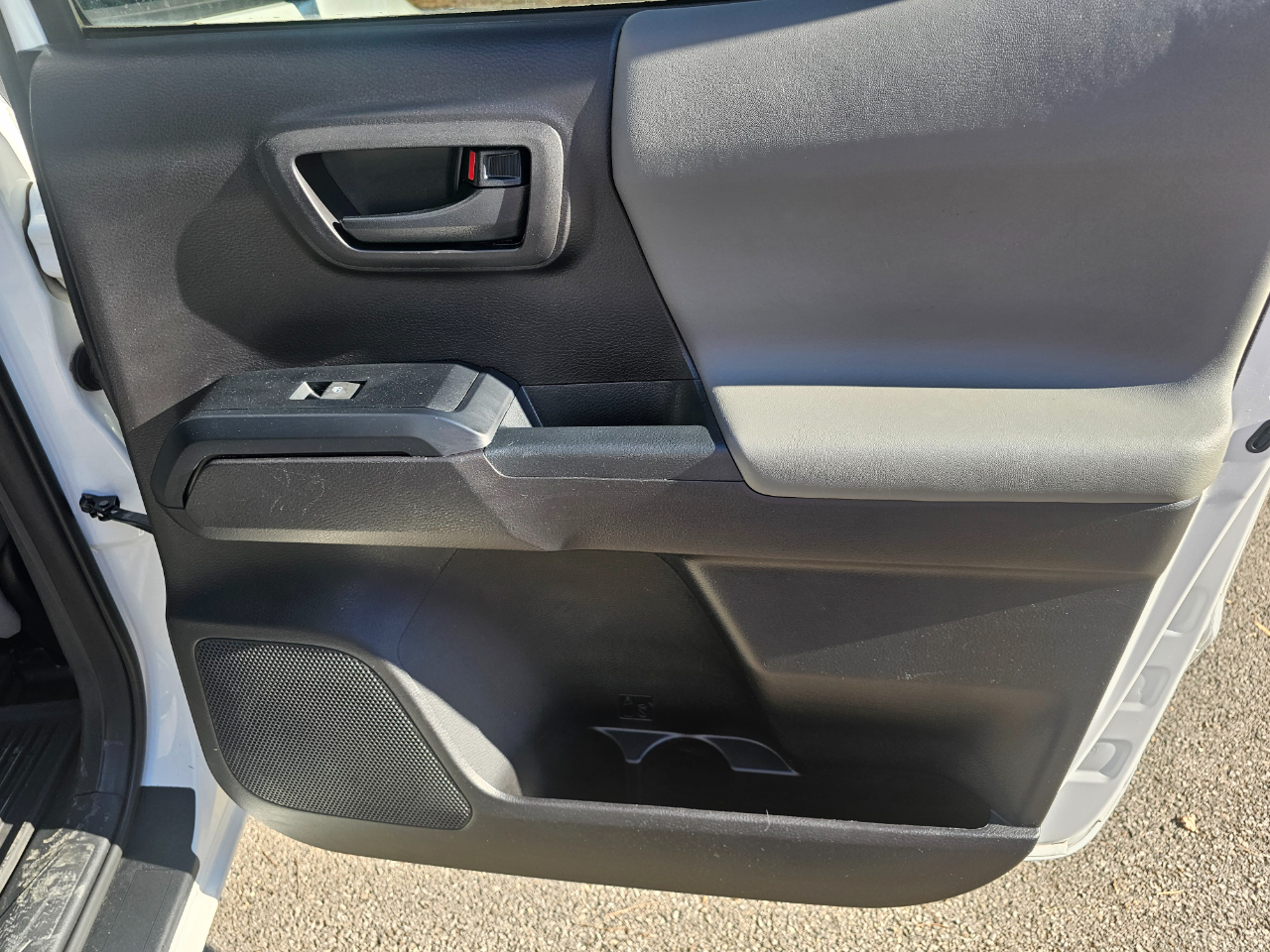 Toyota Tacoma 4WD TRD Off Road Double Cab 5' Bed V6 MT (Natl) 2020