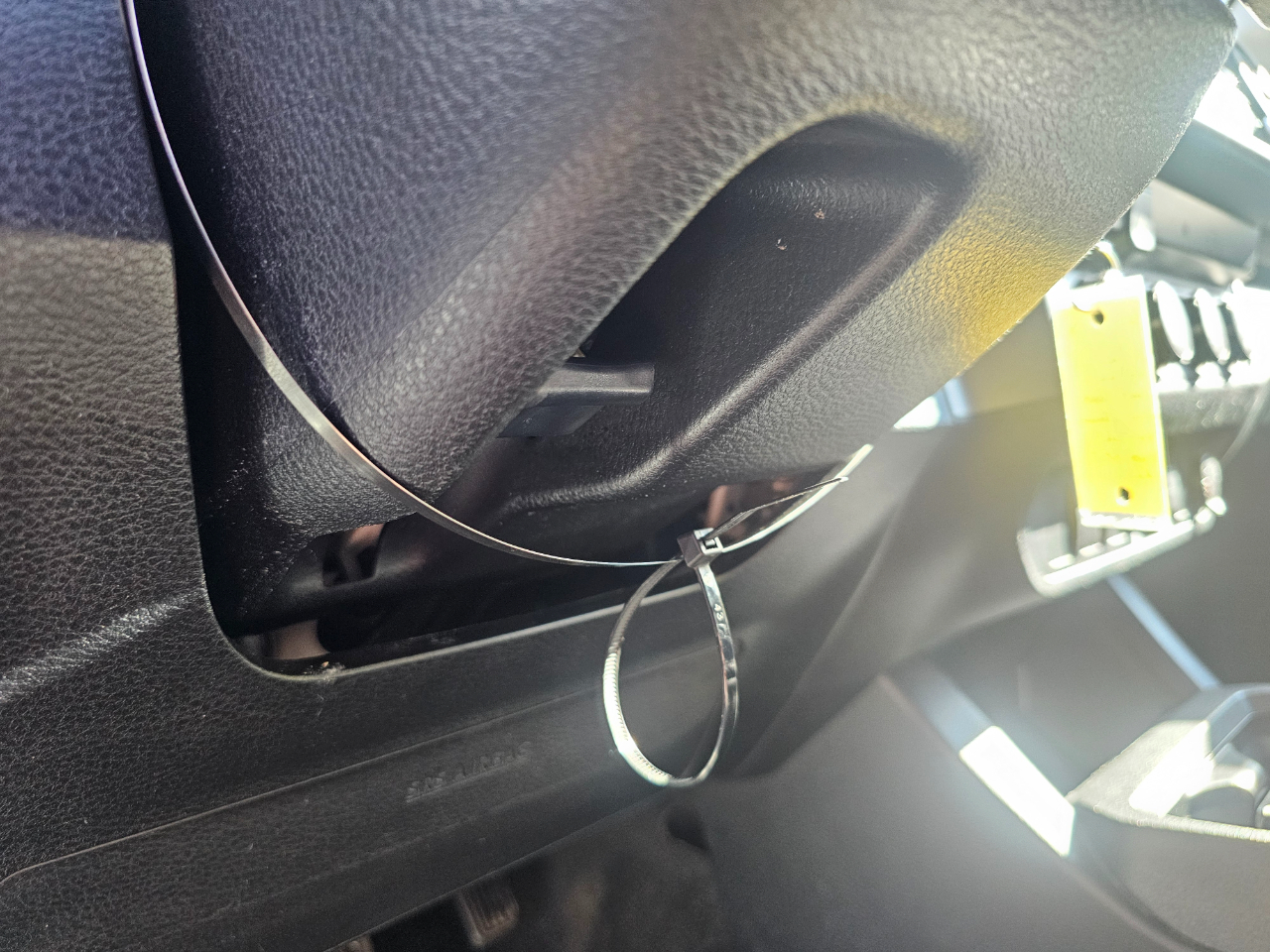 Toyota Tacoma 4WD TRD Off Road Double Cab 5' Bed V6 MT (Natl) 2020