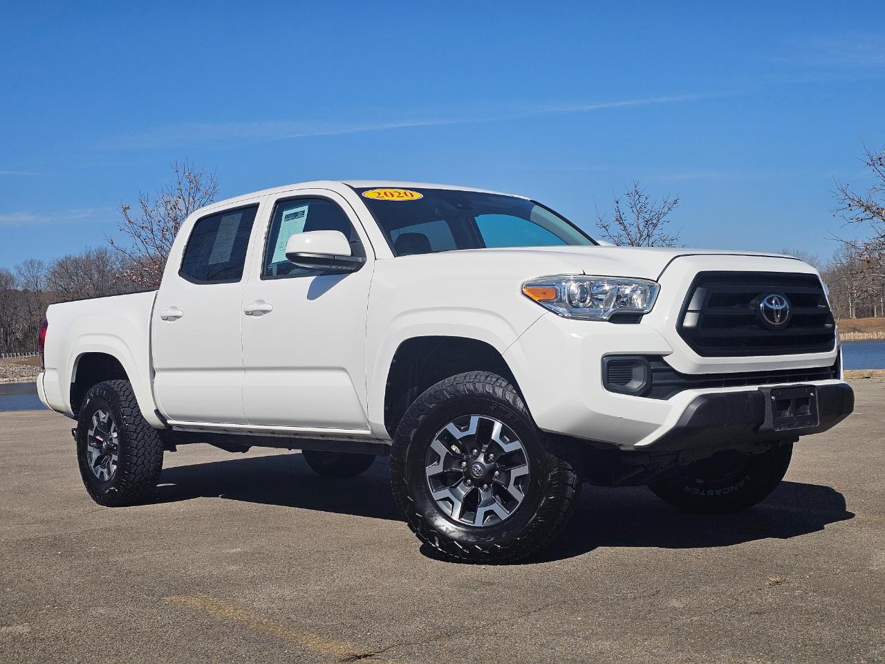 2020 Toyota Tacoma 4WD TRD Off Road Double Cab 5' Bed V6 MT (Natl)