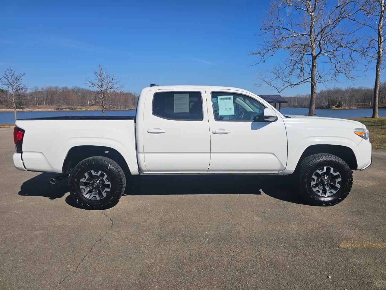 Toyota Tacoma 4WD TRD Off Road Double Cab 5' Bed V6 MT (Natl) 2020