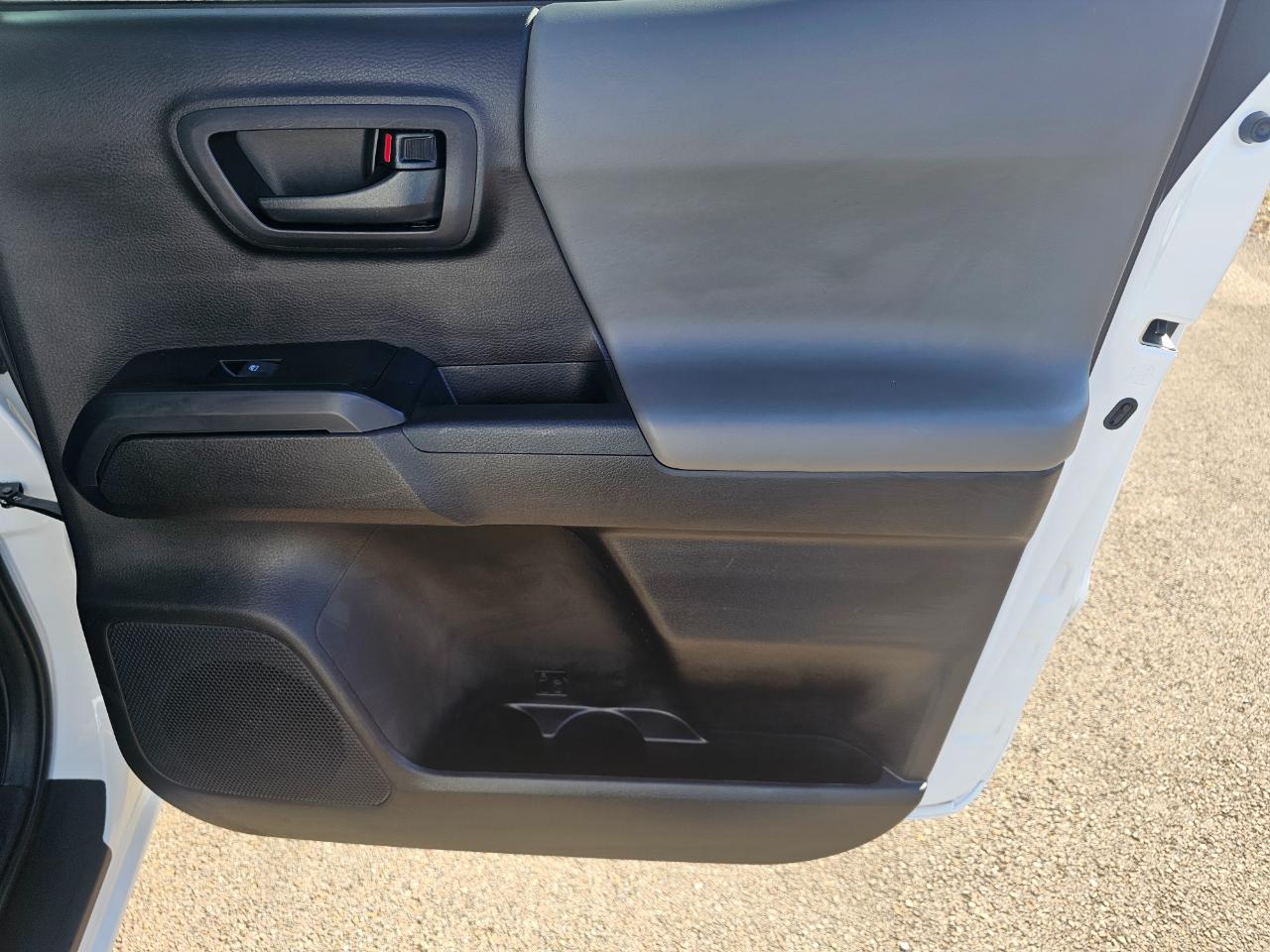 Toyota Tacoma 4WD TRD Off Road Double Cab 5' Bed V6 MT (Natl) 2020