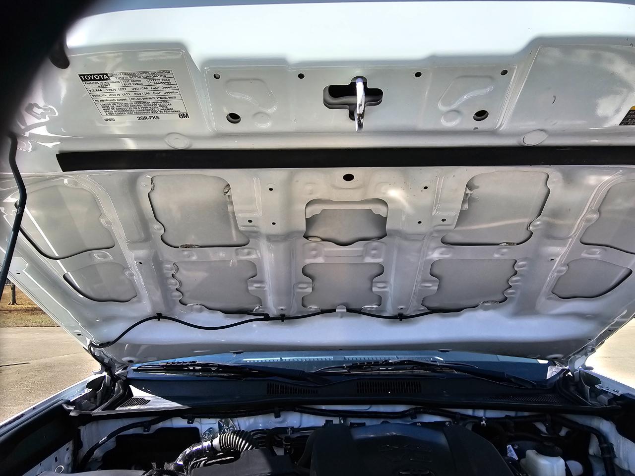 Toyota Tacoma 4WD TRD Off Road Double Cab 5' Bed V6 MT (Natl) 2020