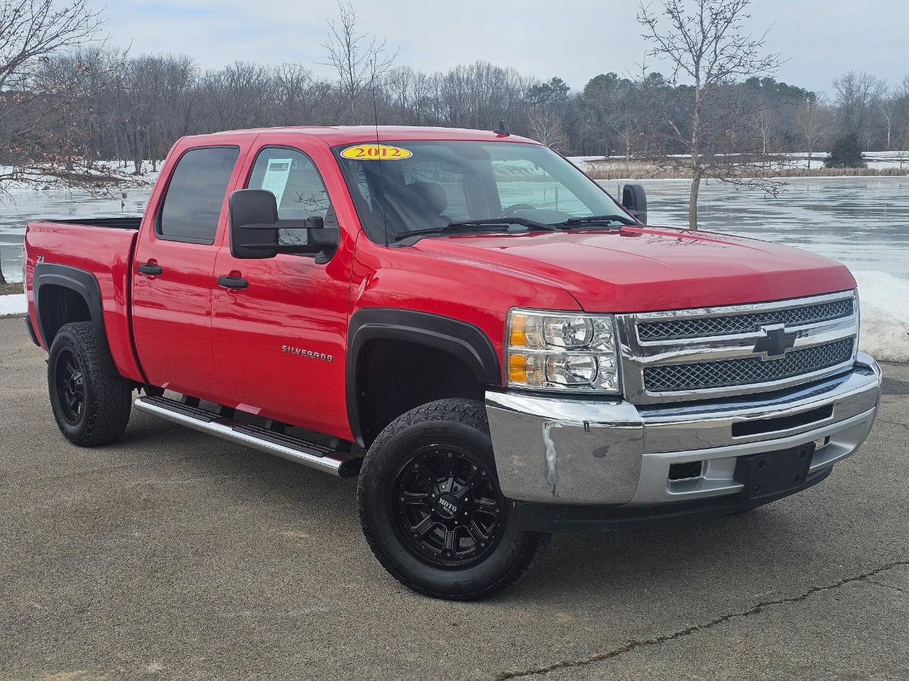 Chevrolet Silverado 1500 4WD Crew Cab 143.5" LT 2012