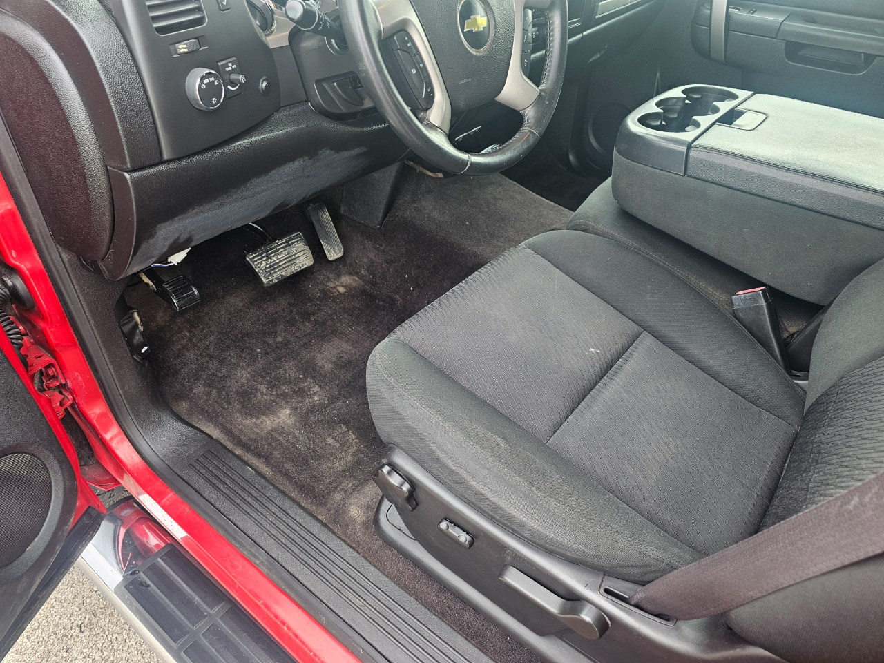 Chevrolet Silverado 1500 4WD Crew Cab 143.5" LT 2012