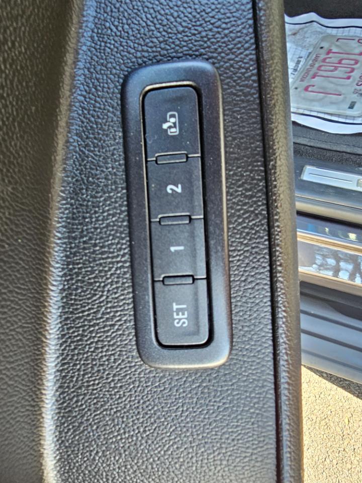 Chevrolet Tahoe 4WD 4dr LT 2018