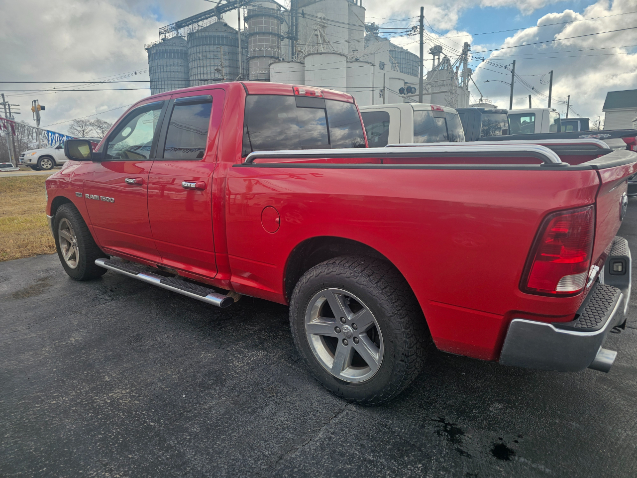 RAM 1500 2WD Quad Cab 140.5" Big Horn 2011