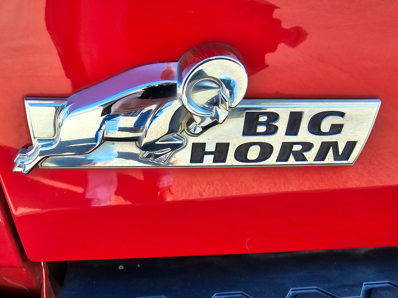 RAM 1500 2WD Quad Cab 140.5" Big Horn 2011