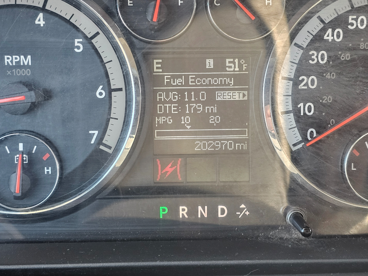 RAM 1500 2WD Quad Cab 140.5" Big Horn 2011