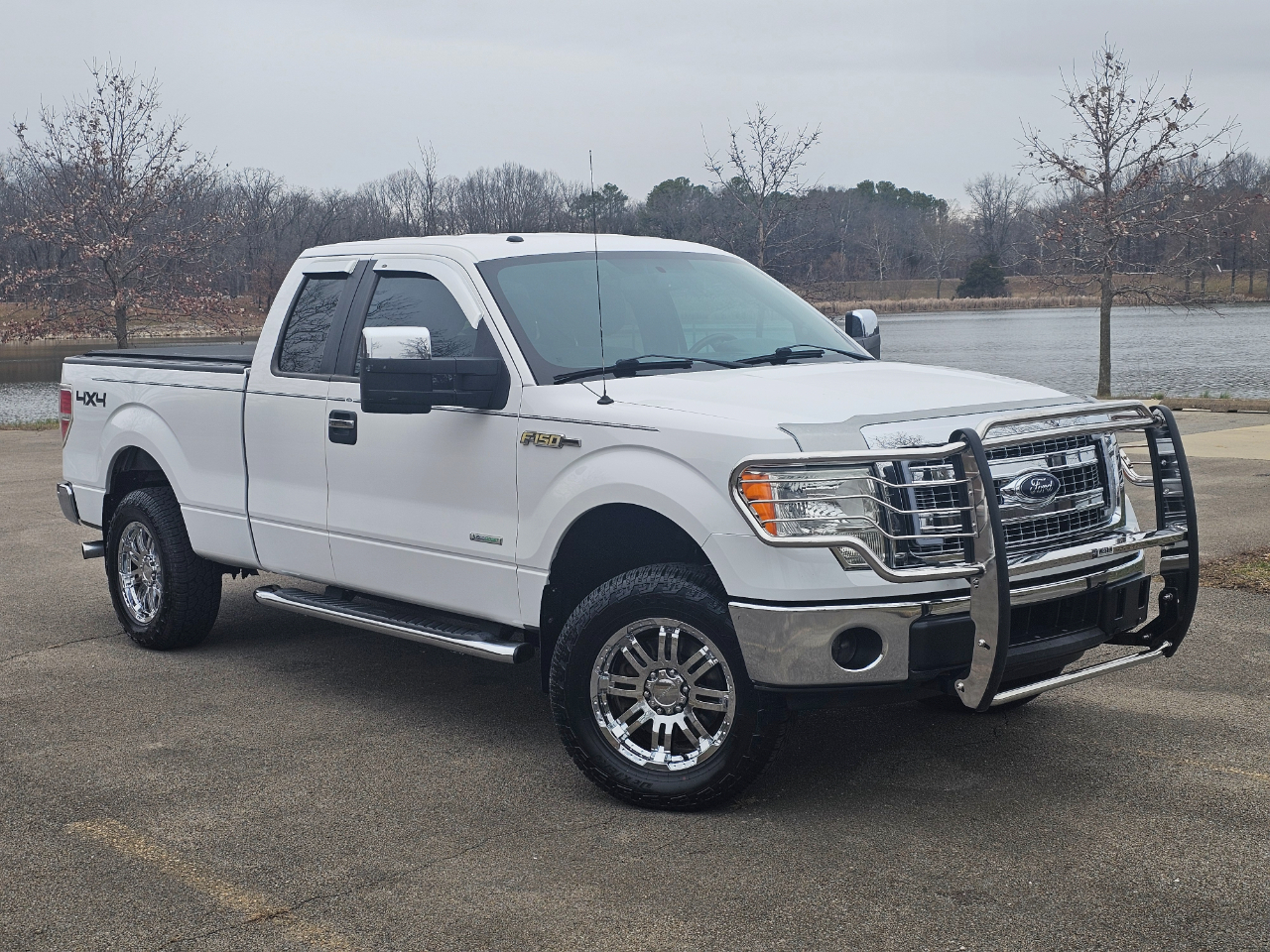 Ford F-150 4WD SuperCab 145" XLT 2014