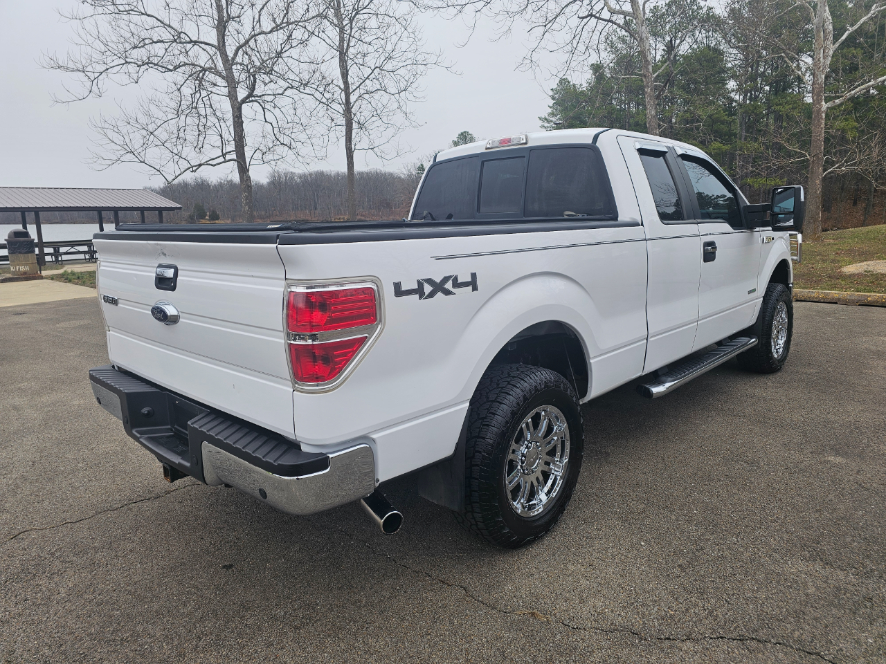 Ford F-150 4WD SuperCab 145" XLT 2014