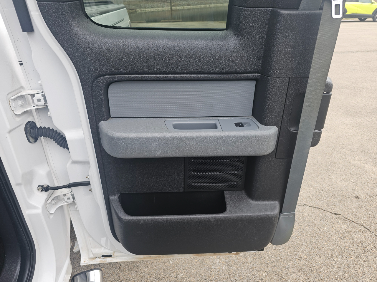 Ford F-150 4WD SuperCab 145" XLT 2014