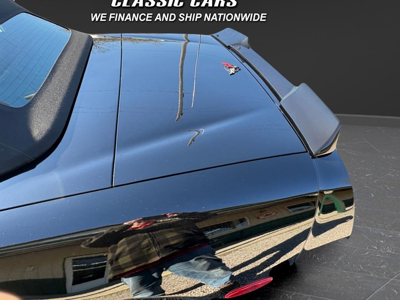 Chevrolet Corvette 2D Convertible 2004