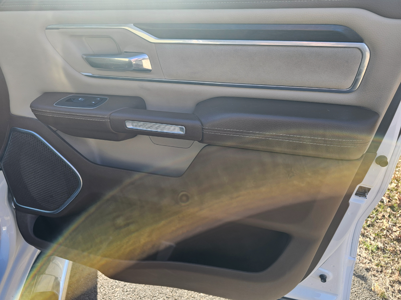 RAM 1500 Laramie 4x4 Crew Cab 5'7" Box 2021