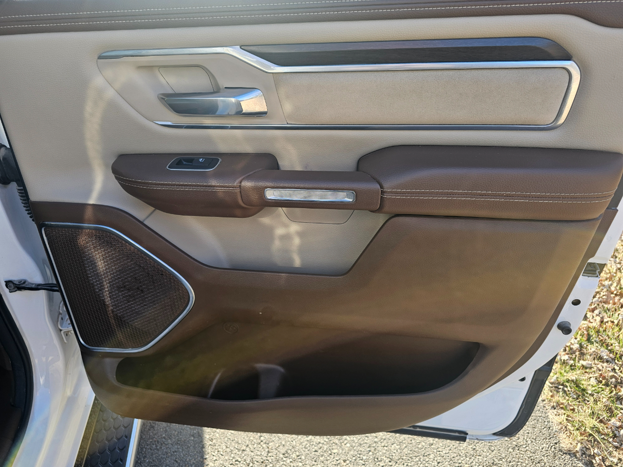 RAM 1500 Laramie 4x4 Crew Cab 5'7" Box 2021