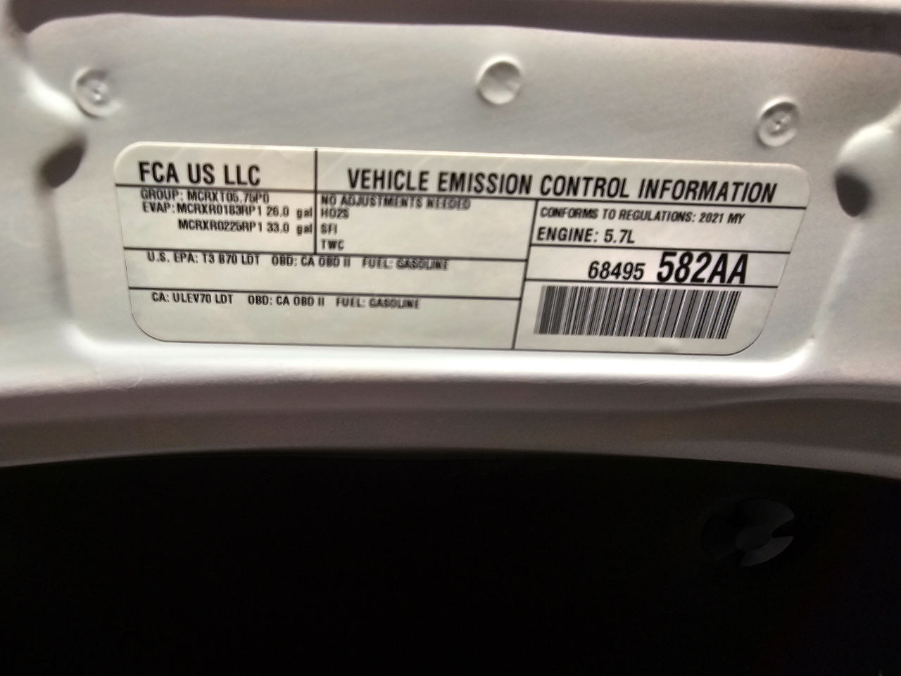 RAM 1500 Laramie 4x4 Crew Cab 5'7" Box 2021