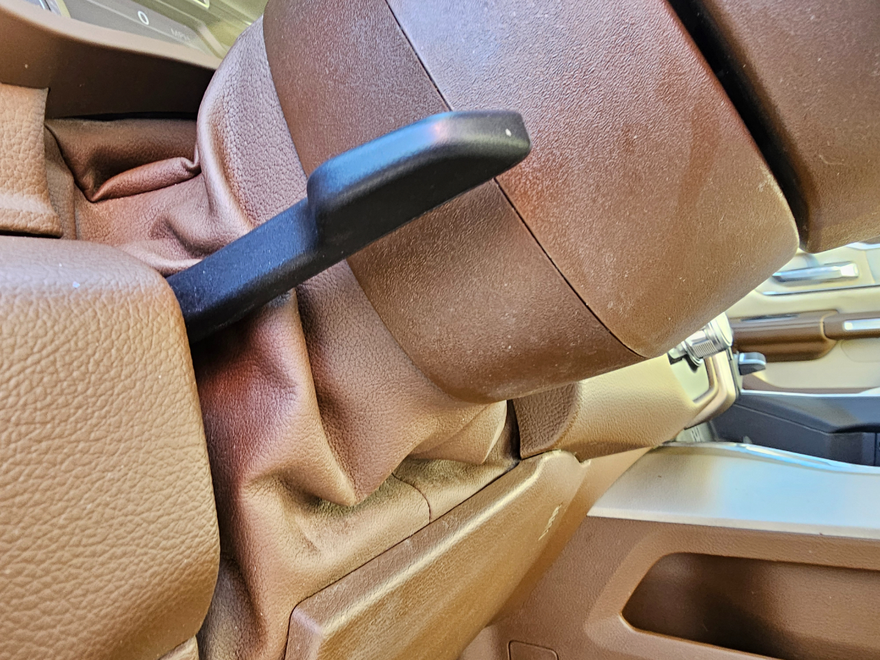 RAM 1500 Laramie 4x4 Crew Cab 5'7" Box 2021