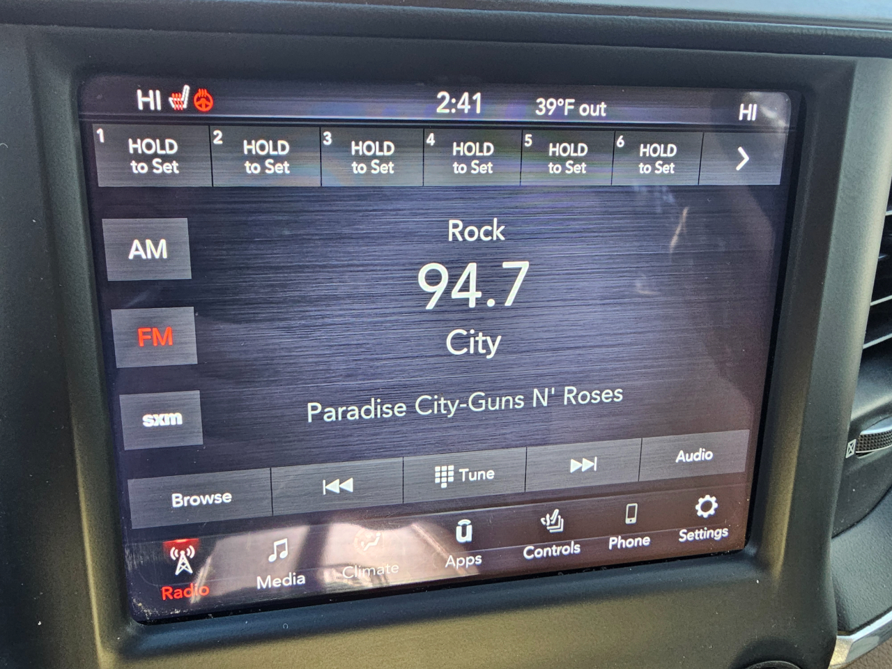 RAM 1500 Laramie 4x4 Crew Cab 5'7" Box 2021