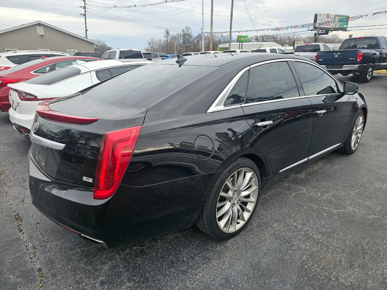 Cadillac XTS 4dr Sdn Platinum AWD 2013
