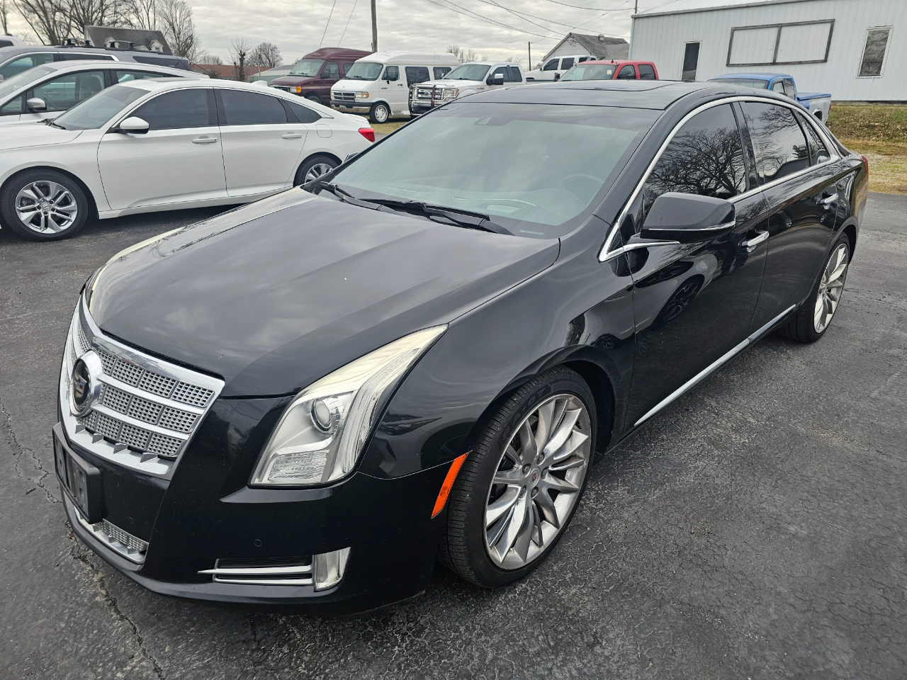 Cadillac XTS 4dr Sdn Platinum AWD 2013