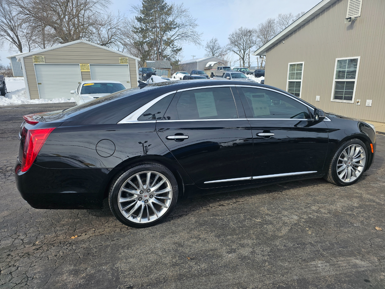 Cadillac XTS 4dr Sdn Platinum AWD 2013