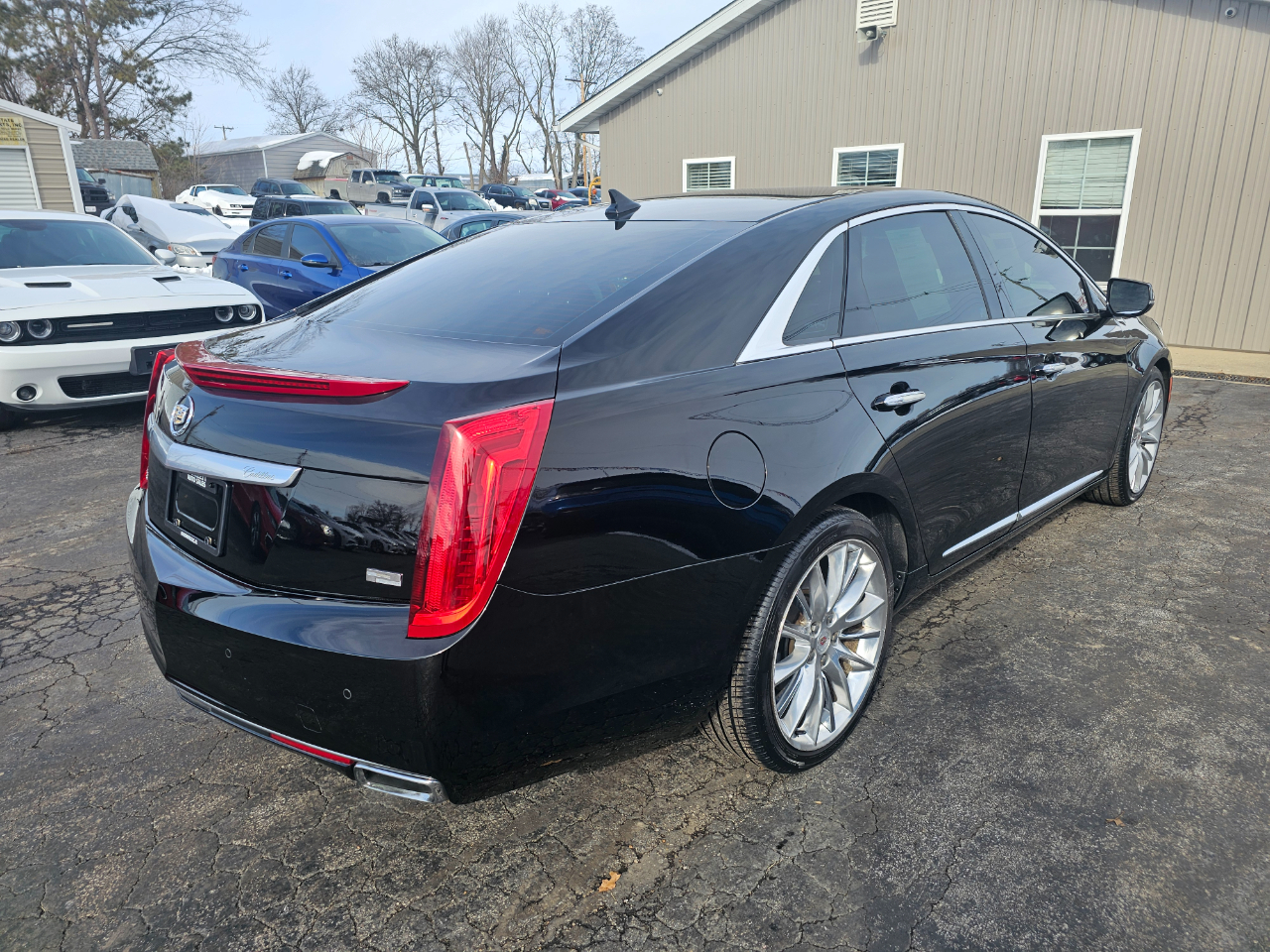 Cadillac XTS 4dr Sdn Platinum AWD 2013