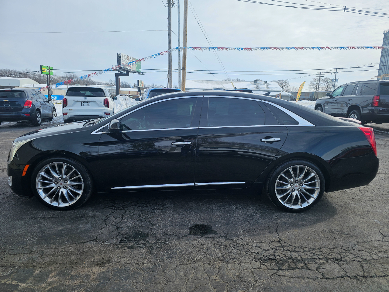 Cadillac XTS 4dr Sdn Platinum AWD 2013