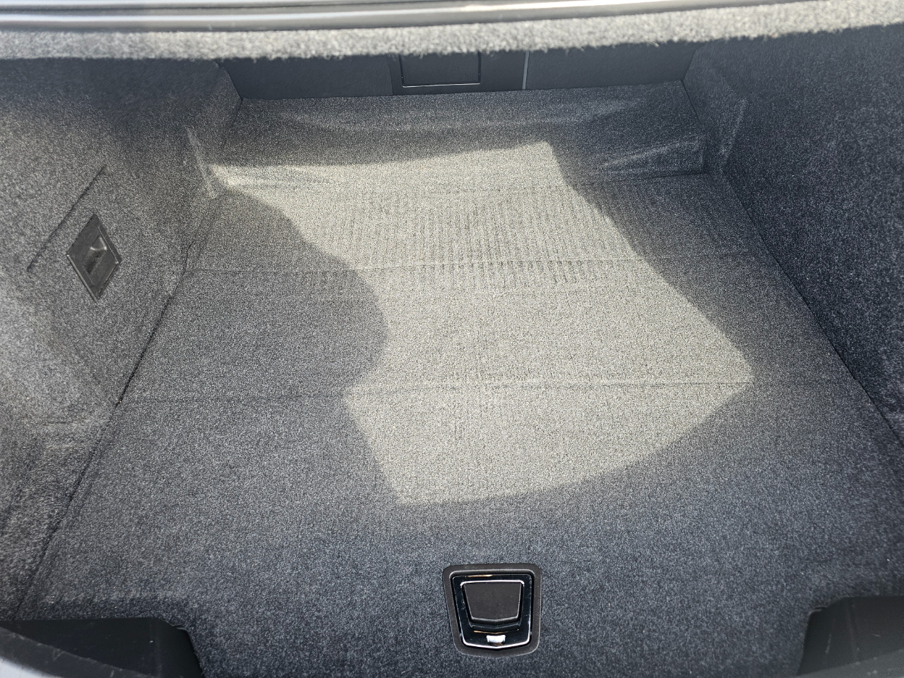 Cadillac XTS 4dr Sdn Platinum AWD 2013