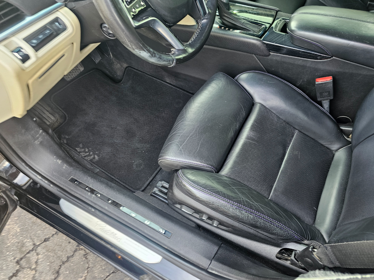 Cadillac XTS 4dr Sdn Platinum AWD 2013