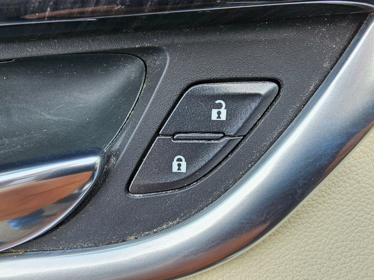 Cadillac XTS 4dr Sdn Platinum AWD 2013