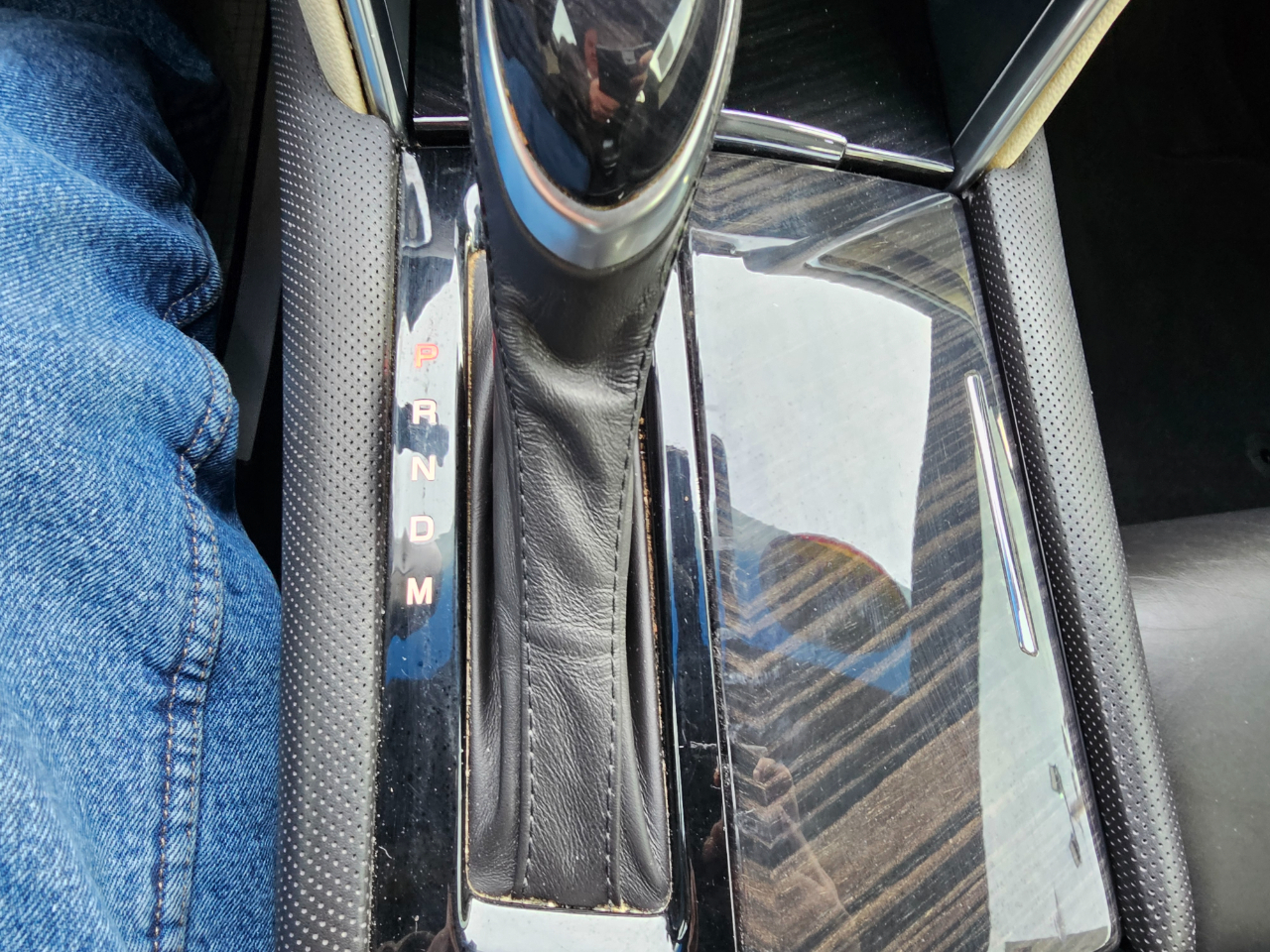 Cadillac XTS 4dr Sdn Platinum AWD 2013