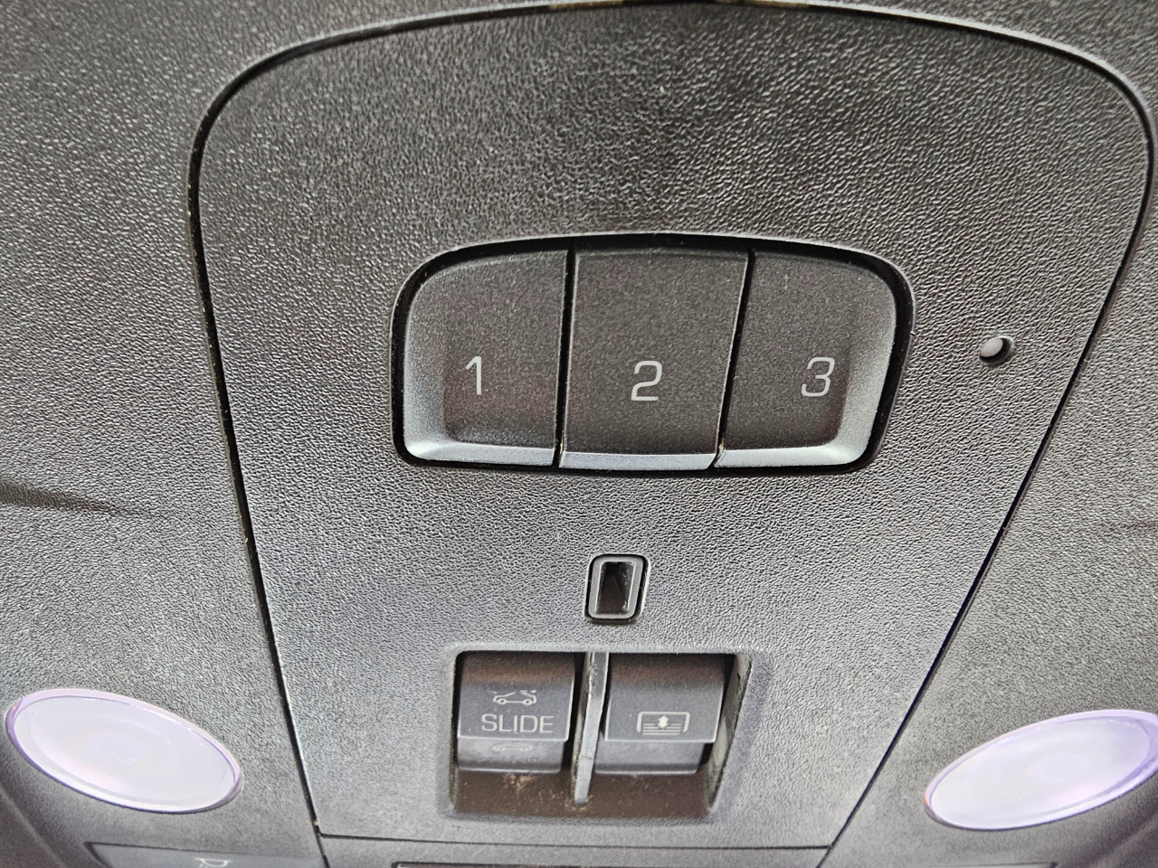 Cadillac XTS 4dr Sdn Platinum AWD 2013