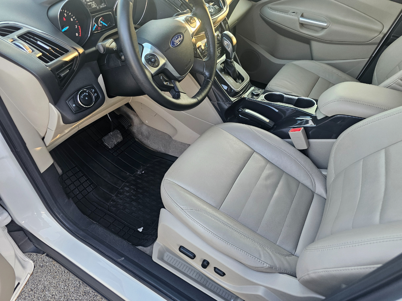 Ford Escape FWD 4dr Titanium 2014