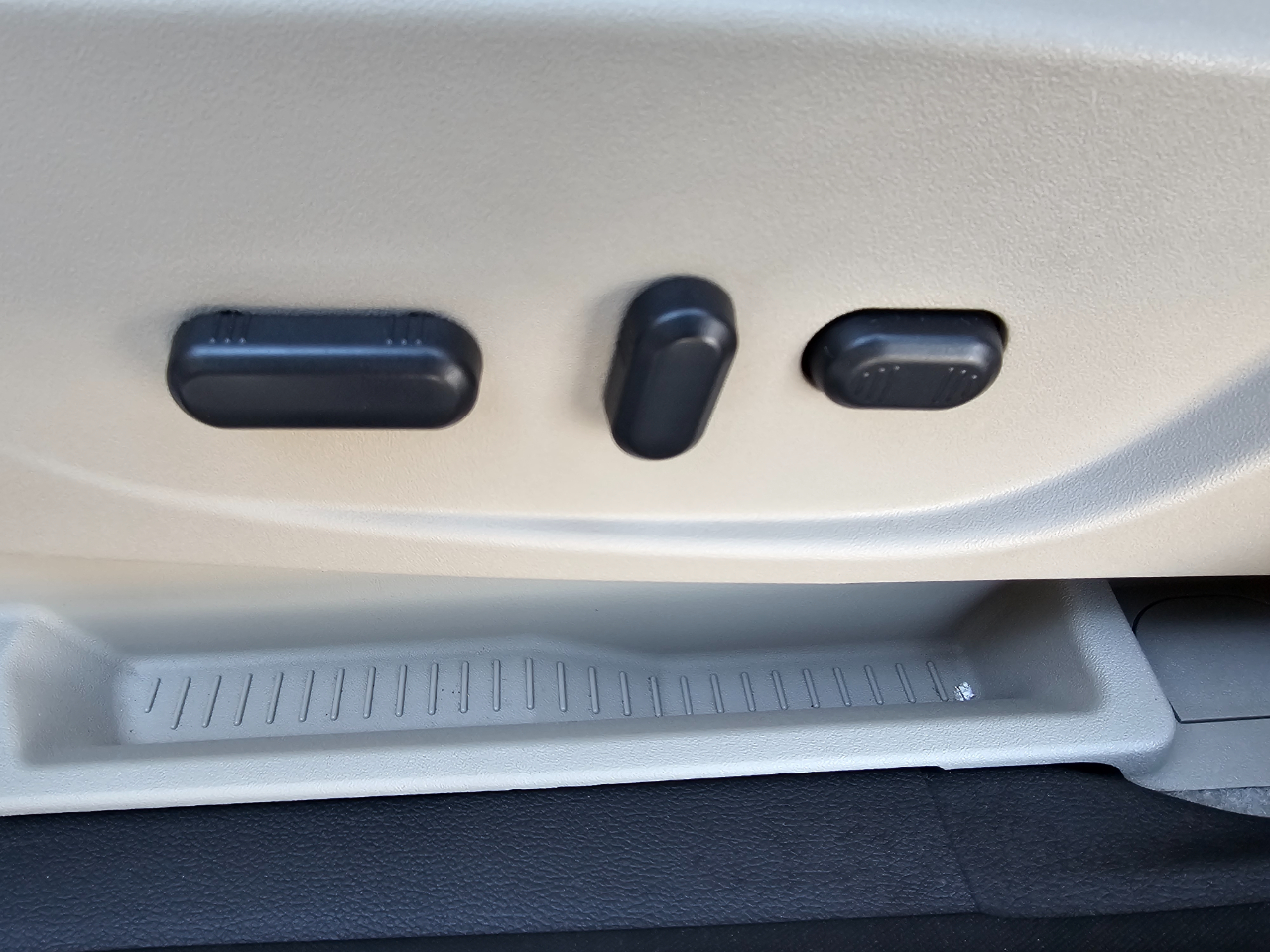 Ford Escape FWD 4dr Titanium 2014