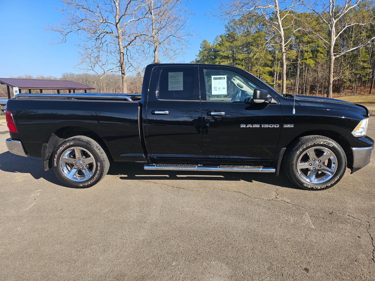 RAM 1500 4WD Quad Cab 140.5" Big Horn 2012