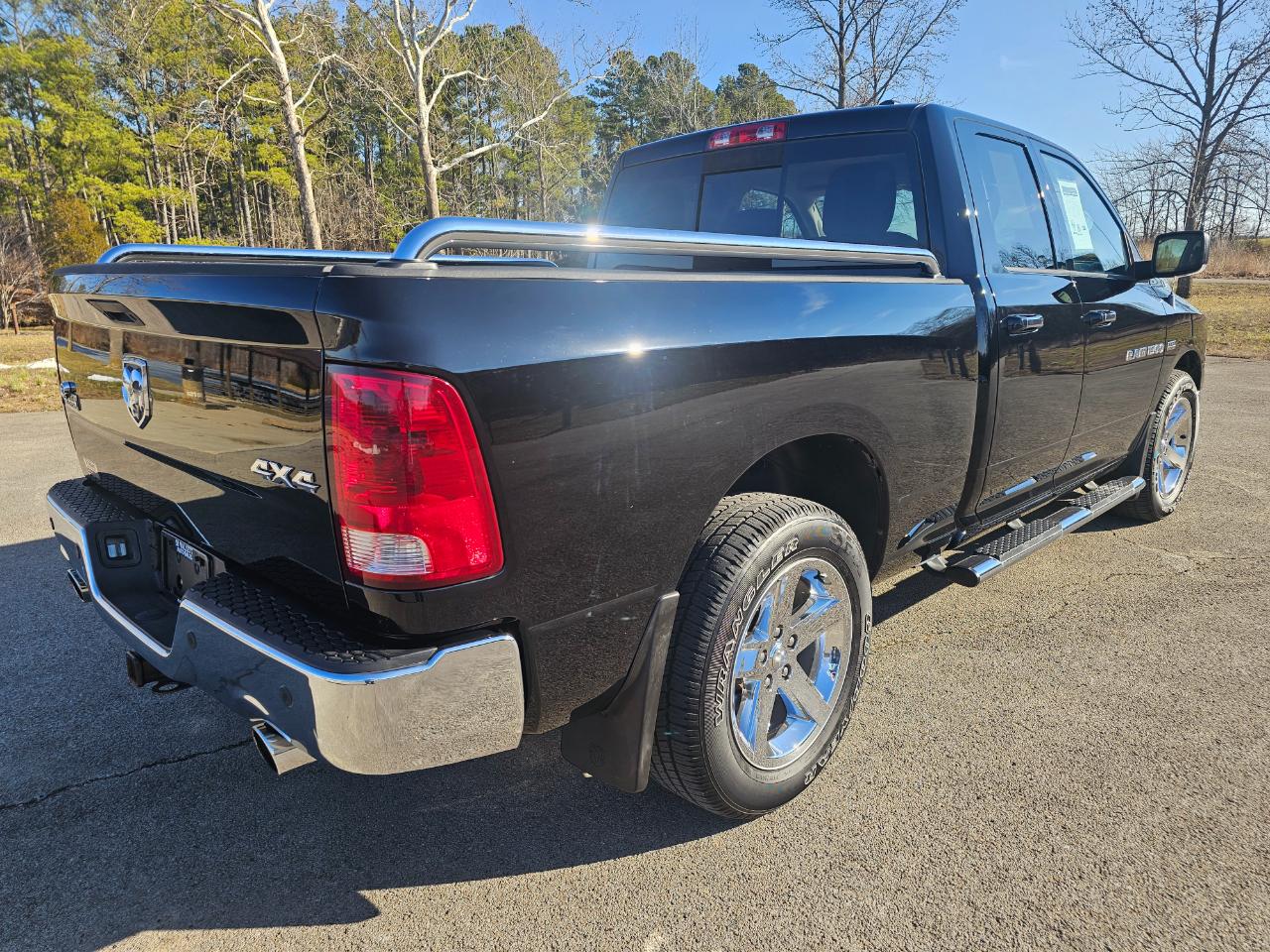 RAM 1500 4WD Quad Cab 140.5" Big Horn 2012