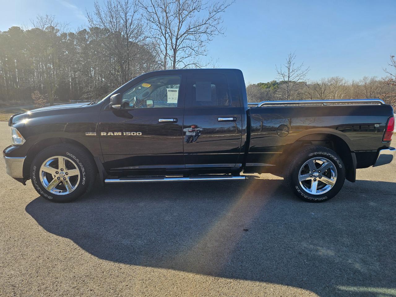 RAM 1500 4WD Quad Cab 140.5" Big Horn 2012