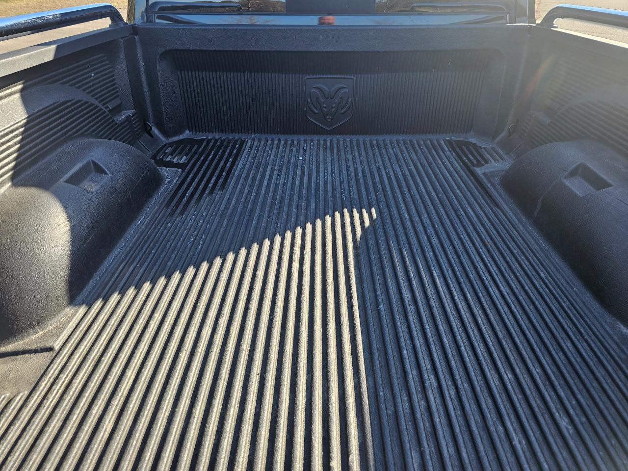 RAM 1500 4WD Quad Cab 140.5" Big Horn 2012