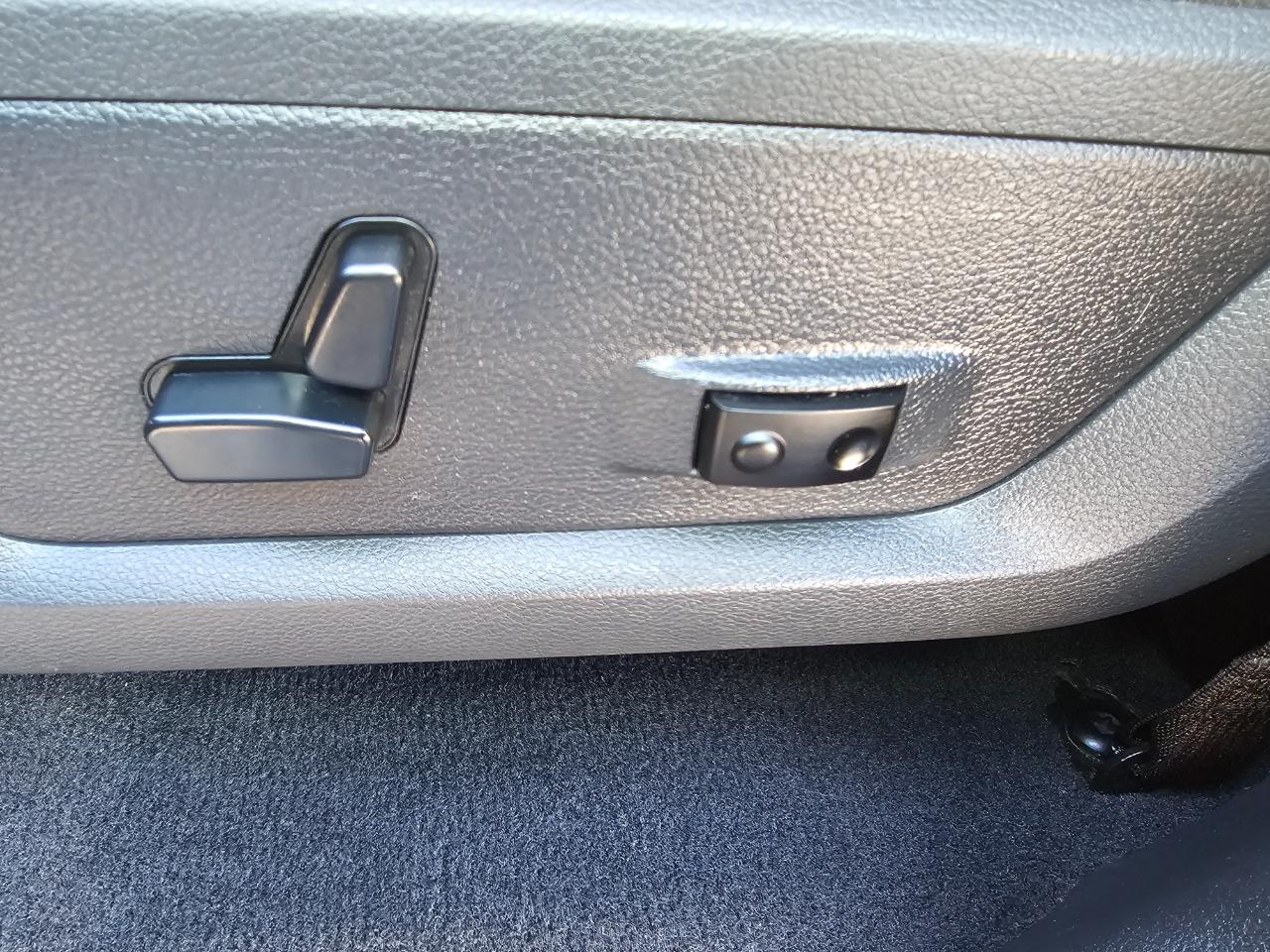 RAM 1500 4WD Quad Cab 140.5" Big Horn 2012