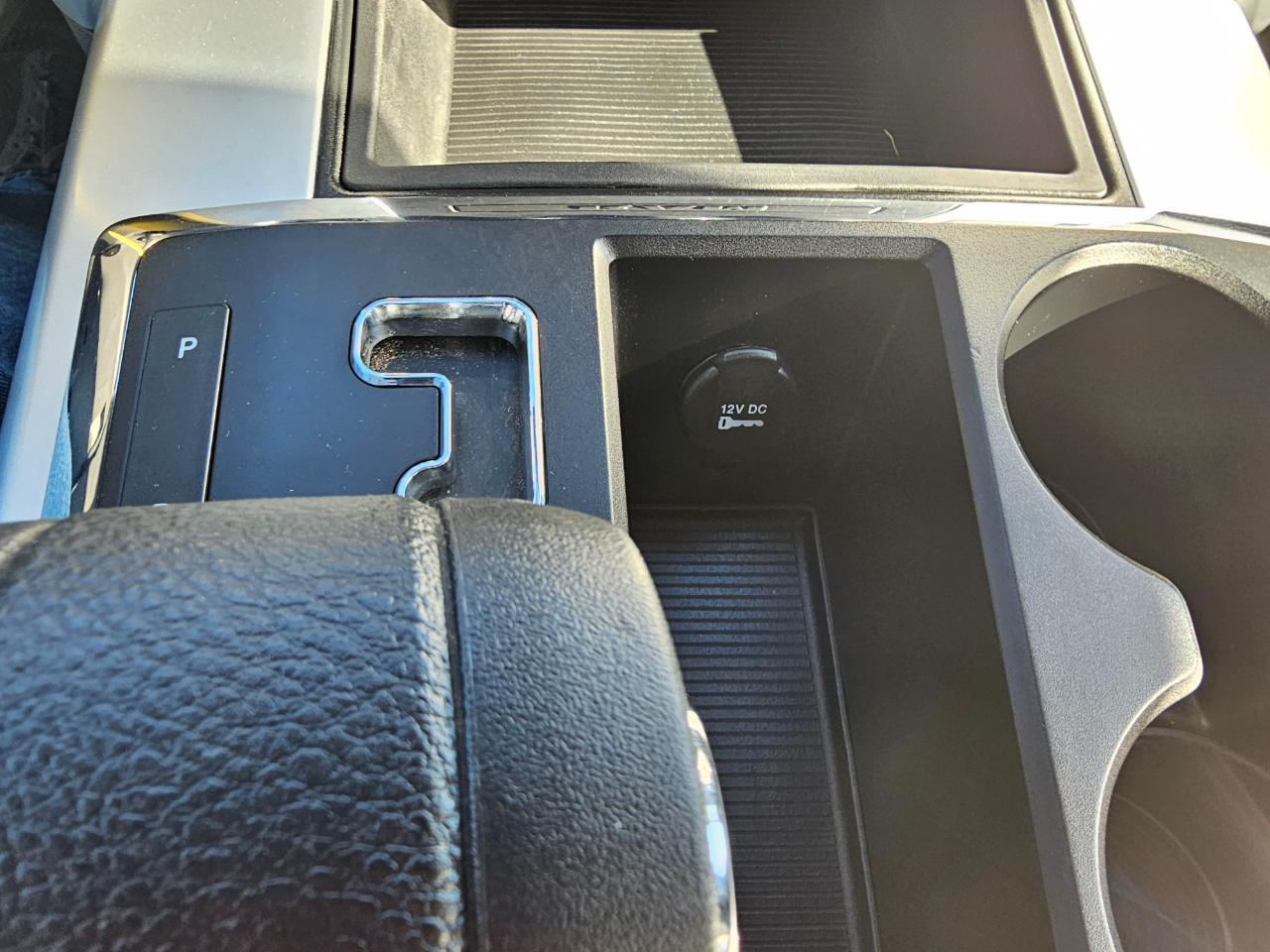 RAM 1500 4WD Quad Cab 140.5" Big Horn 2012