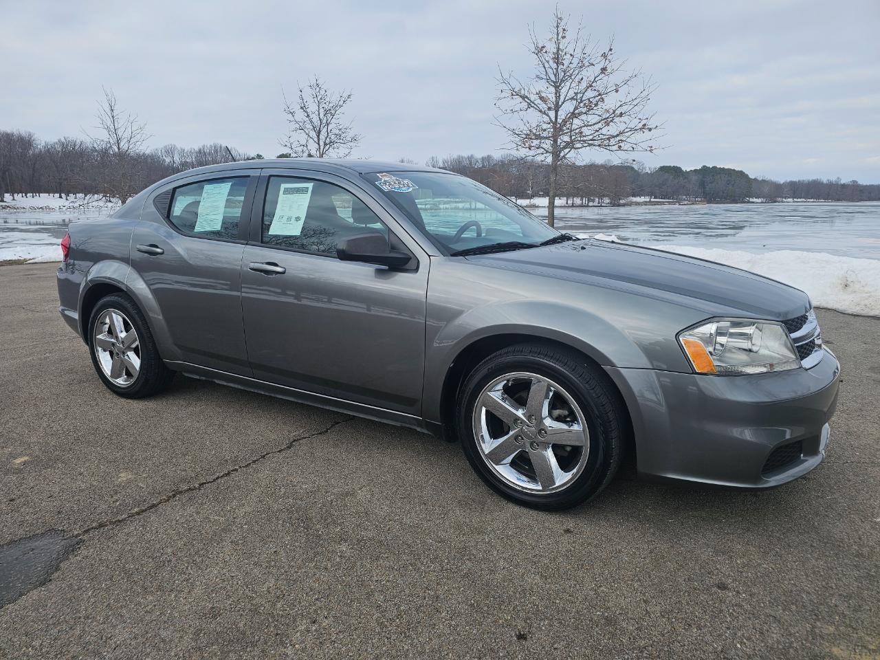 Dodge Avenger 4dr Sdn SE 2013