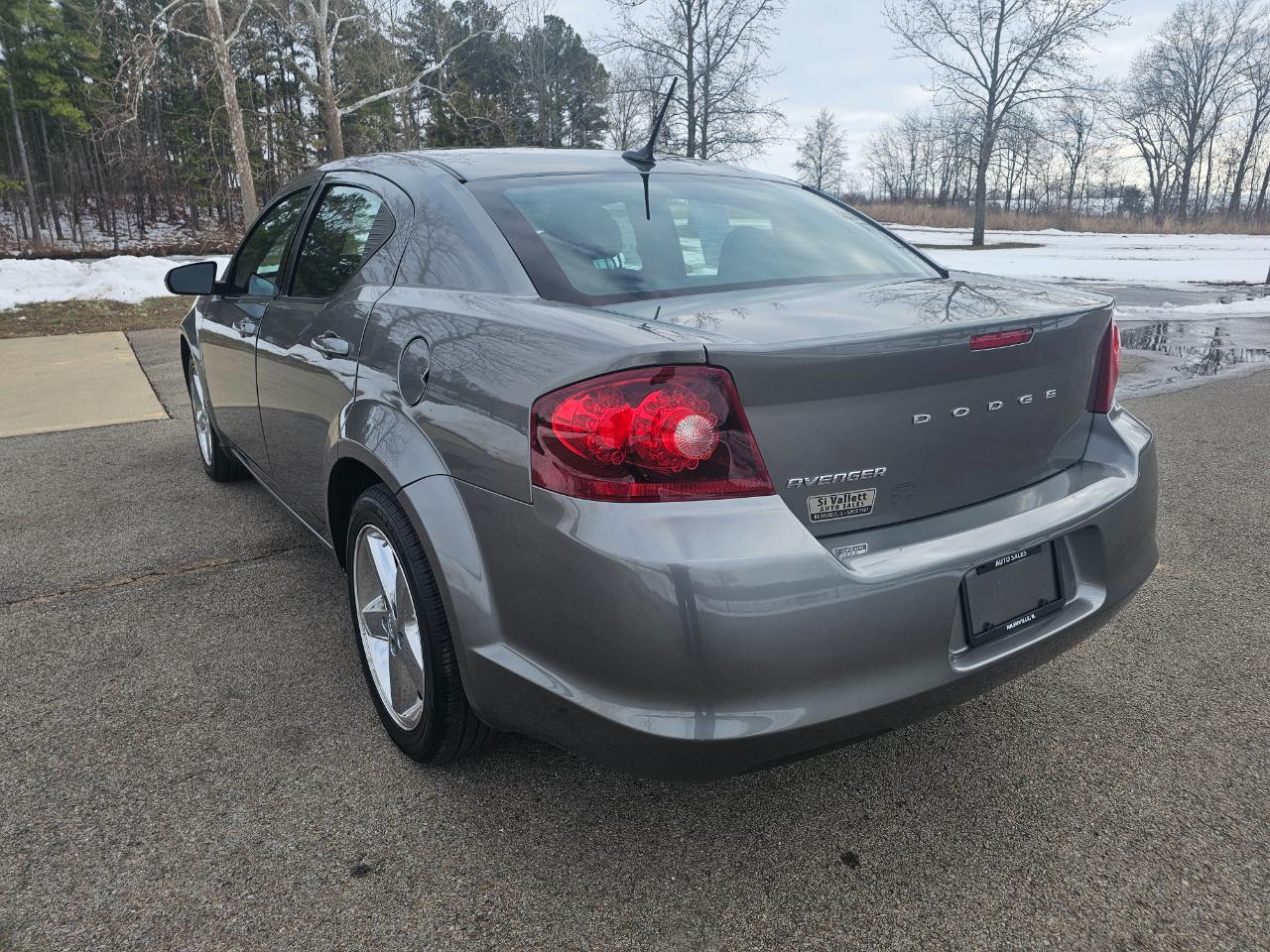 Dodge Avenger 4dr Sdn SE 2013