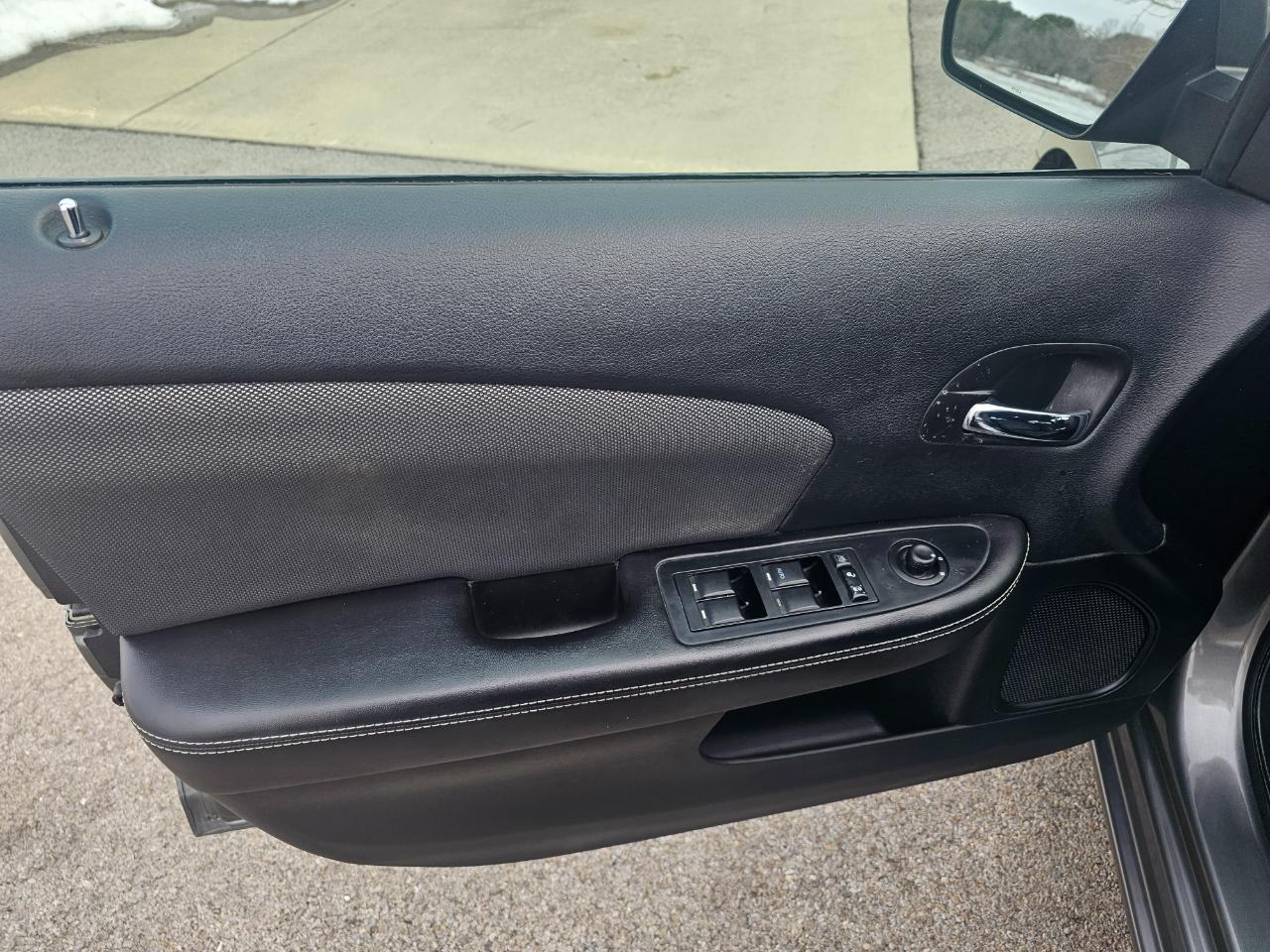 Dodge Avenger 4dr Sdn SE 2013