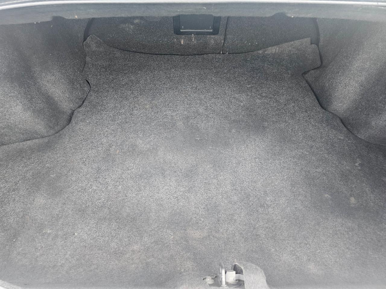 Dodge Avenger 4dr Sdn SE 2013