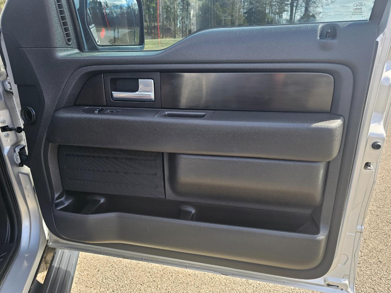 Ford F-150 4WD Reg Cab 126" FX4 Tremor 2014