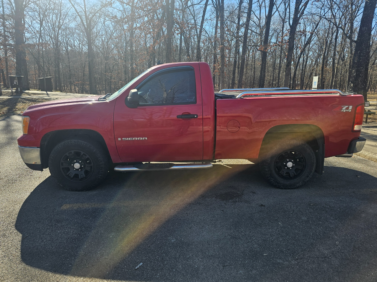 GMC Sierra 1500 4WD Reg Cab 119.0" SLE1 2008