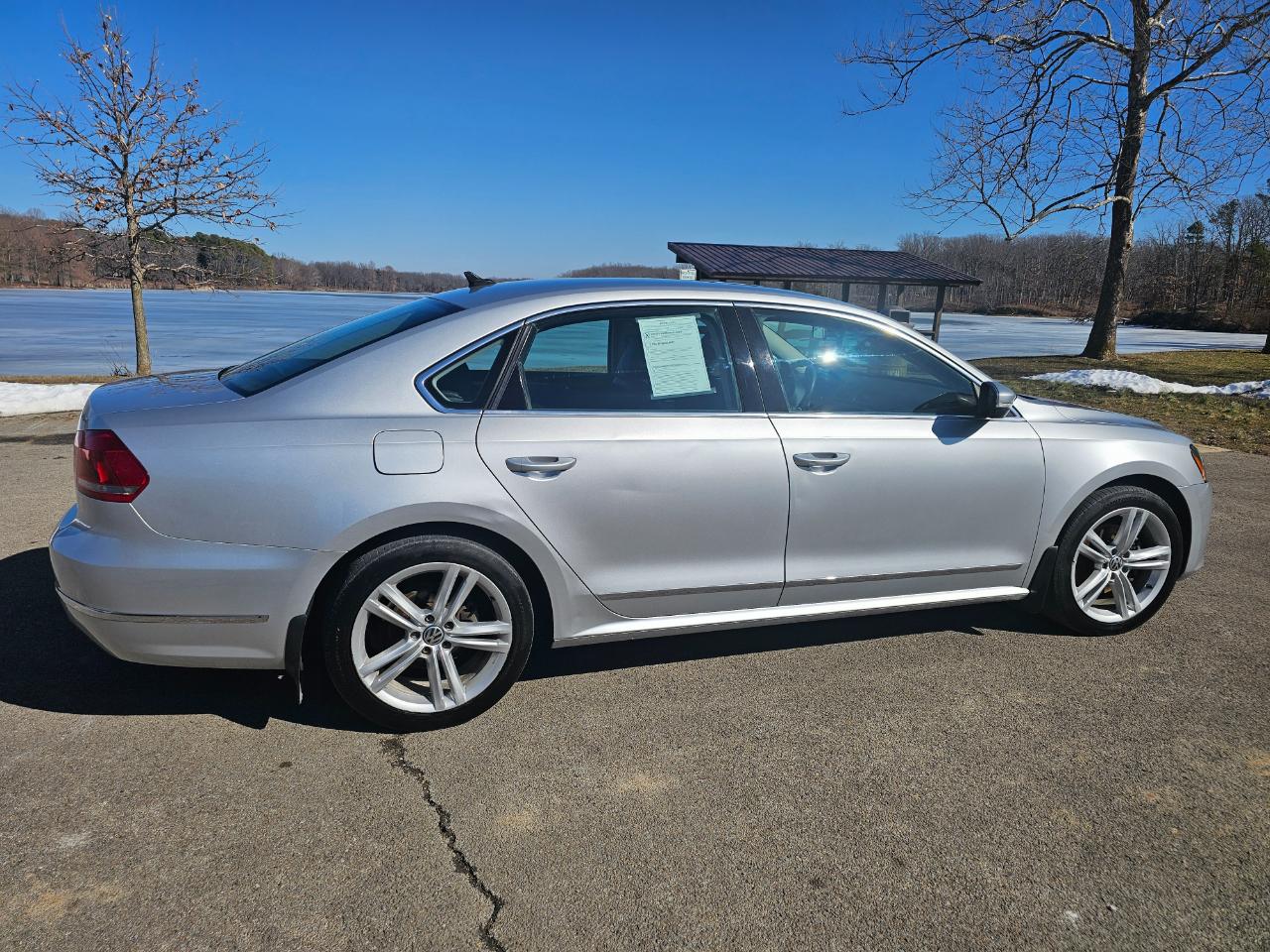 Volkswagen Passat 4dr Sdn 2.0L Manual TDI SE 2015