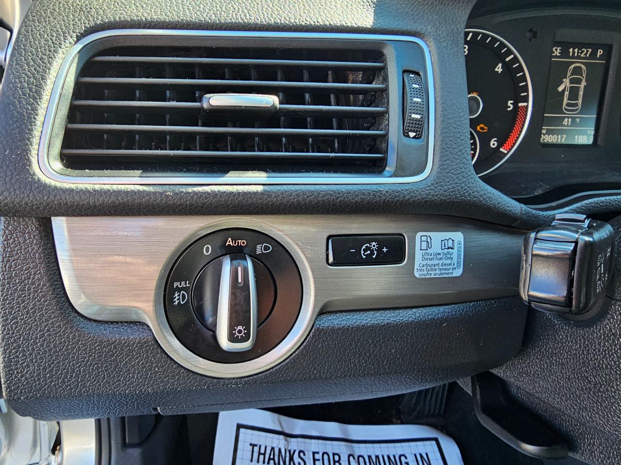 Volkswagen Passat 4dr Sdn 2.0L Manual TDI SE 2015