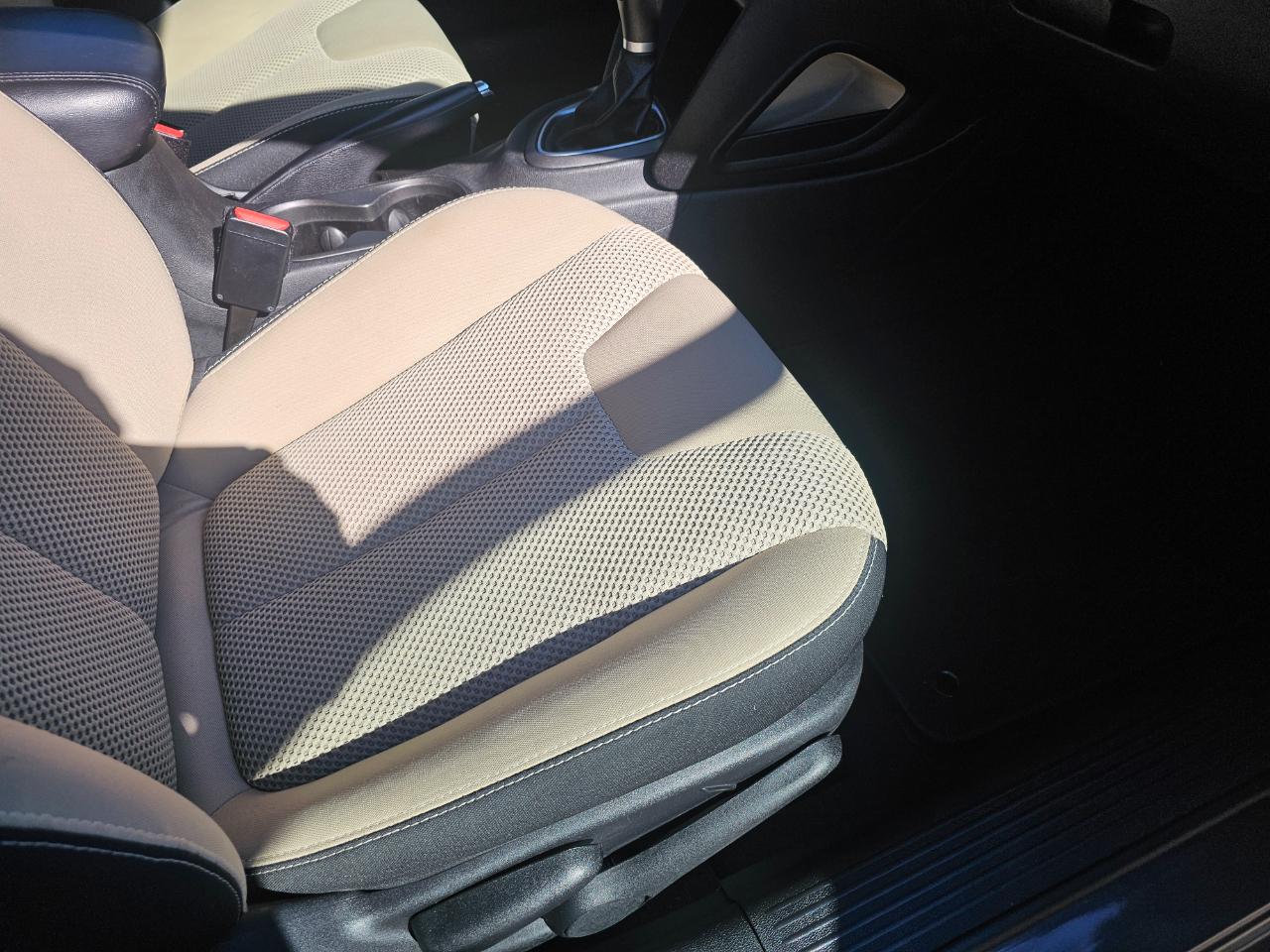 Dodge Dart 4dr Sdn SXT *Ltd Avail* 2016